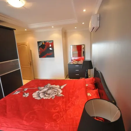 Europ Penthouse Apartamento *