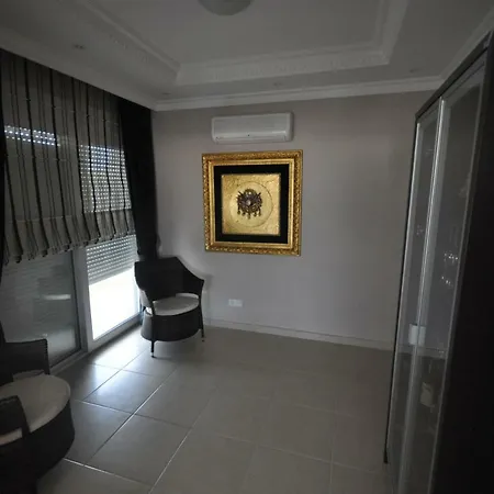 Europ Penthouse Apartamento
